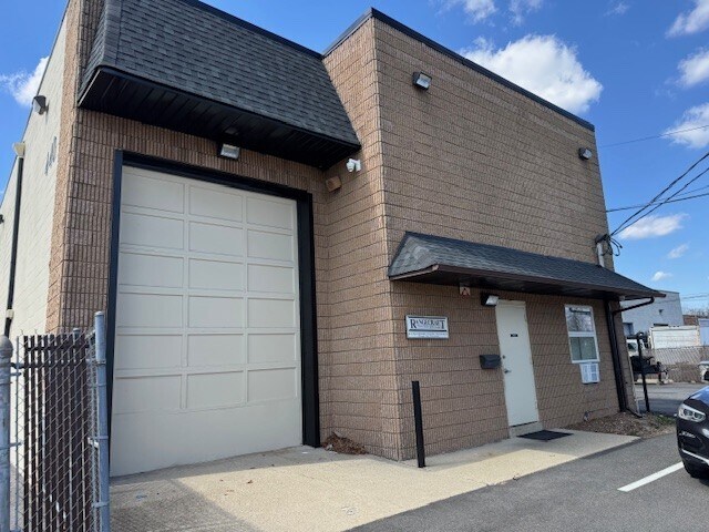 More Photos Of 440 Banta Pl, Fair Lawn Manufacturing For Lease