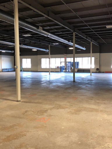 More Photos Of 799 S Main St, Bellingham Unknown For Lease