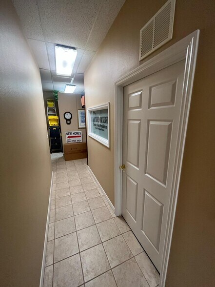 More Photos Of 2935 SE 58th Ave, Ocala Storefront Retail Office For Sale