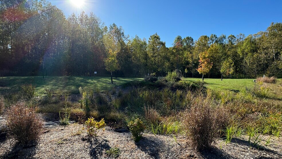 More Photos Of 2917 S McIntire Dr, Bloomington Warehouse For Sale