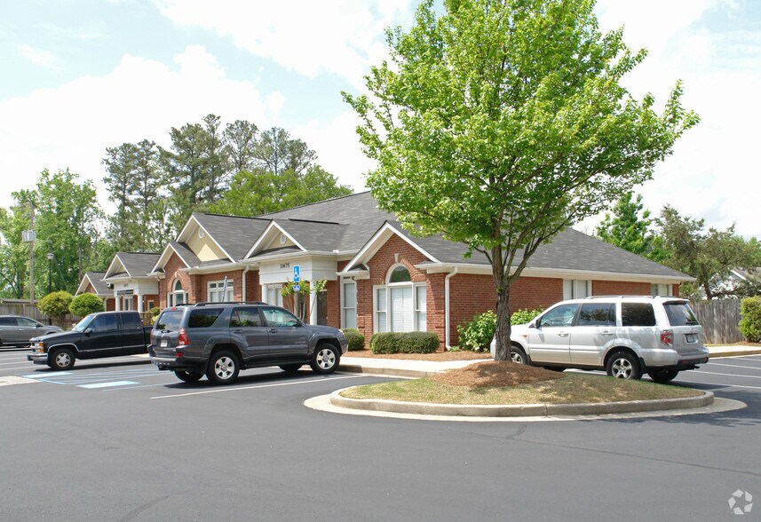 More Photos Of 11675 Century Dr, Alpharetta Office Residential For Lease