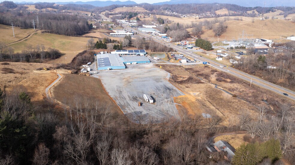 More Photos Of 16120 Porterfield Hwy, Abingdon Freestanding For Sale