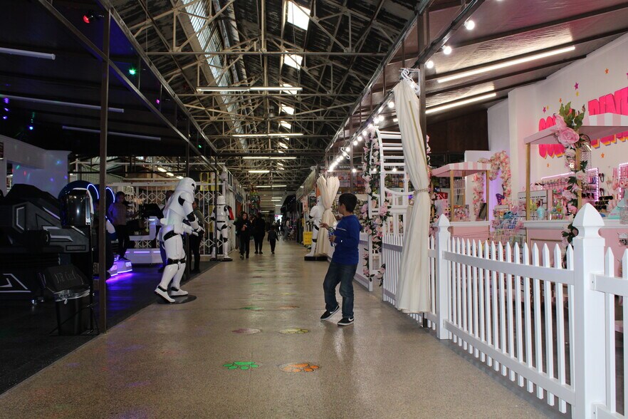 More Photos Of 1933 E Gage Ave, Los Angeles Storefront Retail Office For Lease