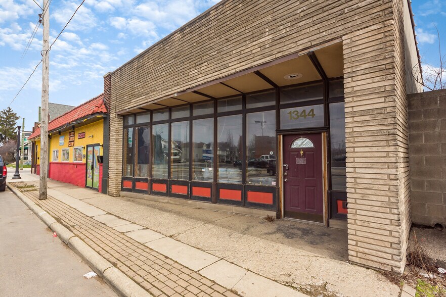Primary Photo Of 1344 Parsons Ave, Columbus Freestanding For Lease
