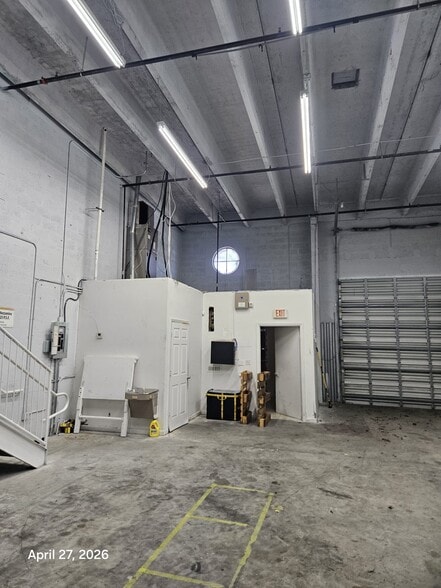 More Photos Of 13850 SW 143rd Ct, Miami Warehouse For Sale