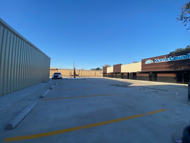 More Photos Of 1214 N 16th St, Orange Medical For Lease