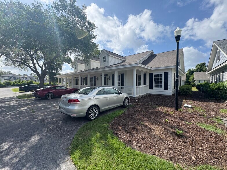 More Photos Of 33 Marshellen Dr, Beaufort Medical For Lease