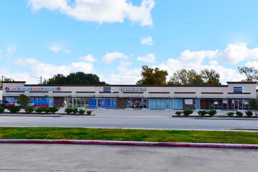 More Photos Of 1501-1625 Pasadena Blvd, Houston Unknown For Lease