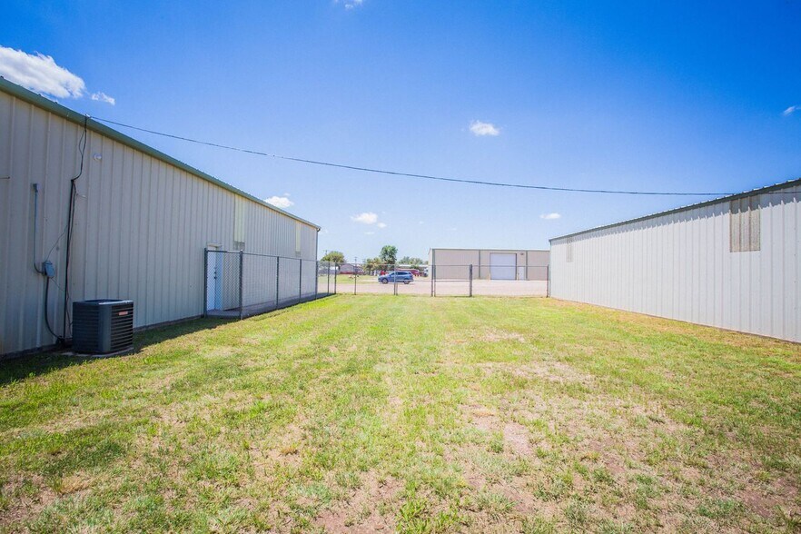 More Photos Of , Lubbock Industrial For Sale