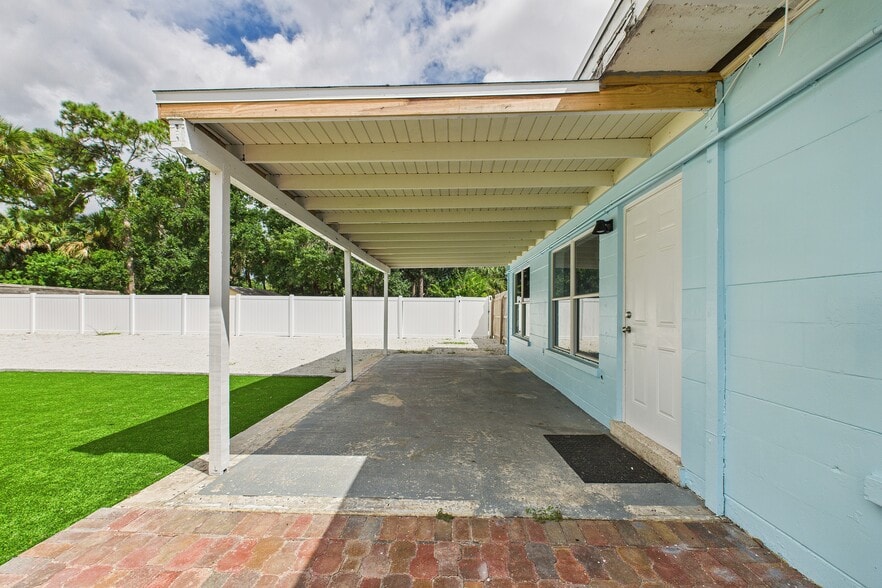 More Photos Of 1340 S Wickham Rd, West Melbourne Daycare Center For Sale