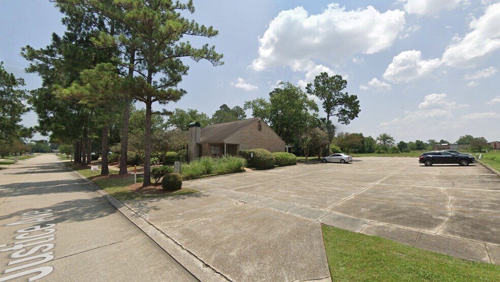 More Photos Of 11822 Justice Ave, Baton Rouge Office For Sale