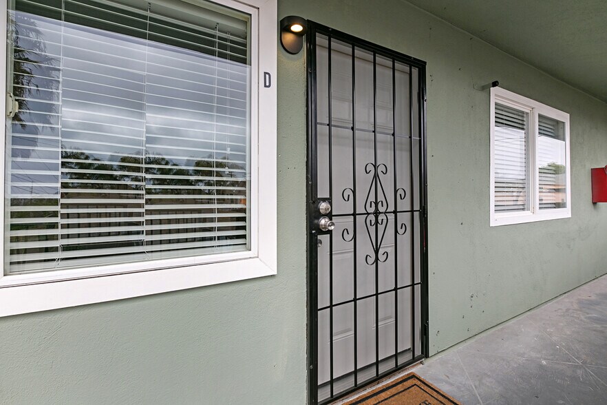 More Photos Of 1415 Marquette St, Oceanside Apartments For Sale