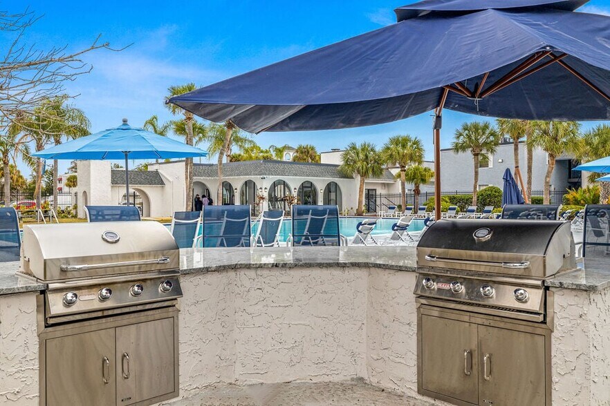 More Photos Of 7315 W Hanna Ave, Tampa Apartments For Sale