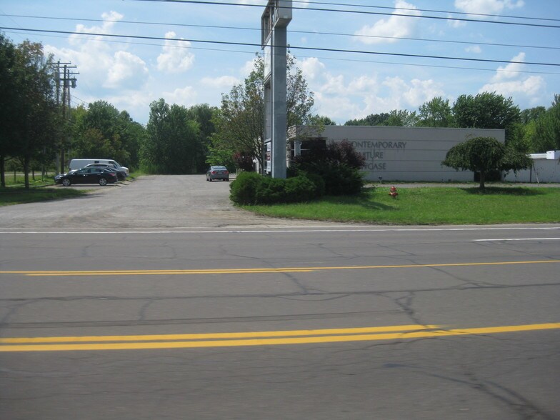 Primary Photo Of 8384 Market St, Youngstown Freestanding For Sale