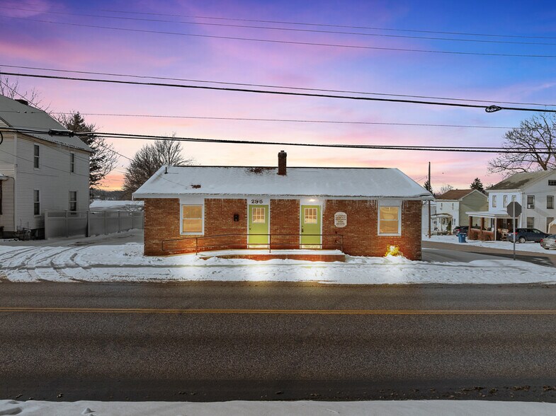 More Photos Of 293 N Ellsworth Ave, Salem Medical For Sale