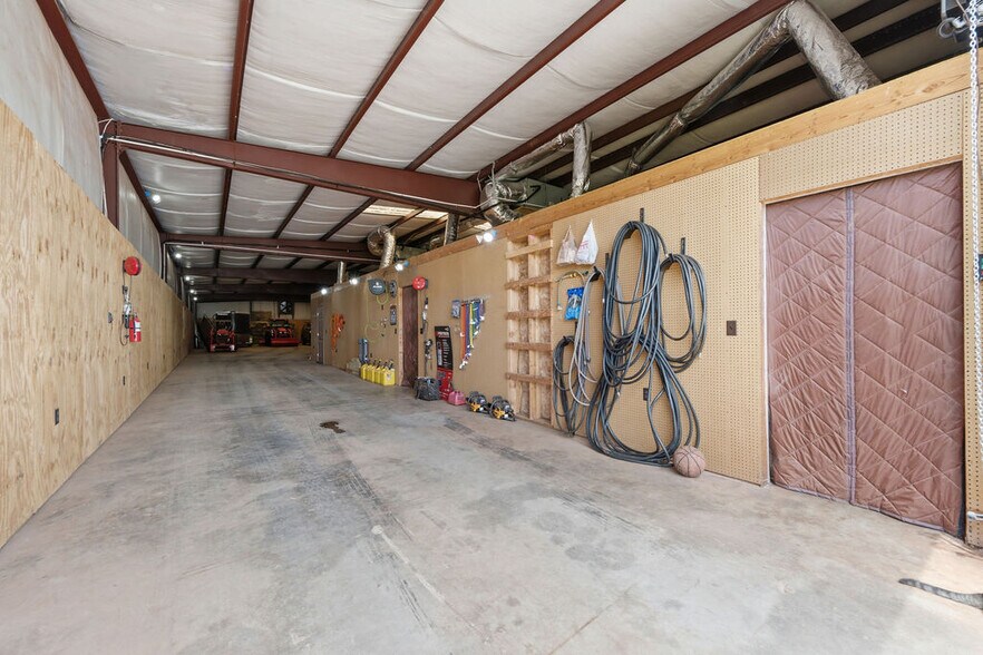 More Photos Of 3922 Highway 2, Cohutta Flex For Sale