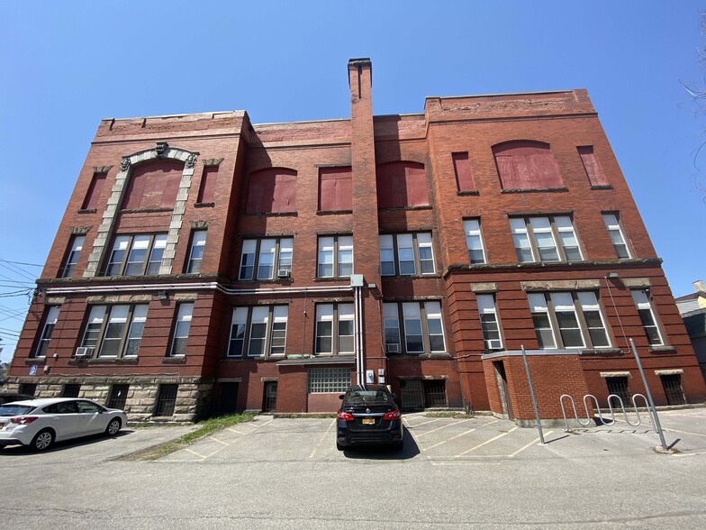 Primary Photo Of 228 Albany, Buffalo Schools For Sale