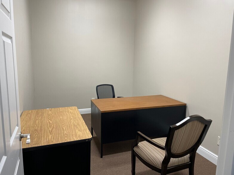 More Photos Of 625 E Main St, El Dorado Office Residential For Sale