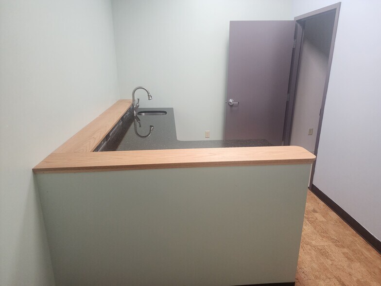 More Photos Of 4 Northridge Dr, Buckhannon General Retail For Lease
