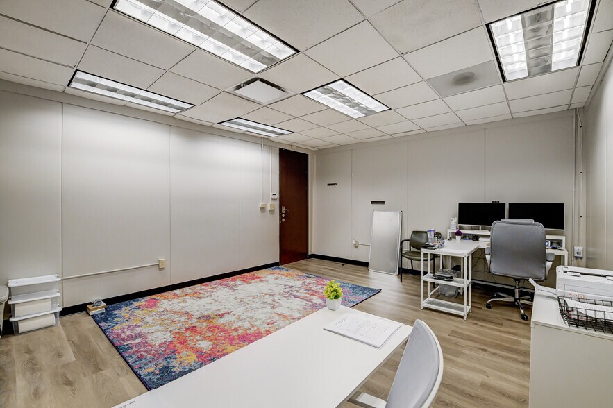 More Photos Of 9635 Southern Pine Blvd, Charlotte Coworking Space