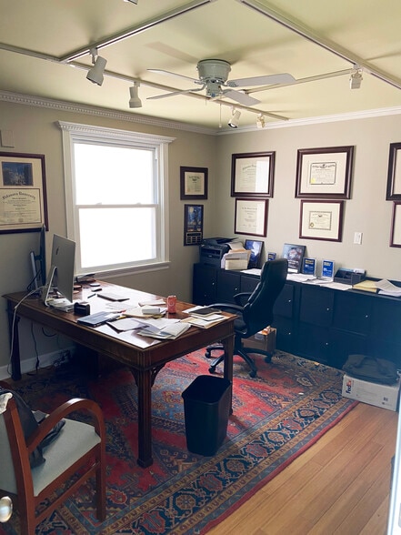 More Photos Of 33 E 1st St, Hinsdale Storefront Retail Residential For Sale