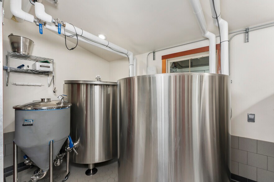 More Photos Of 14141 Old Rte 49, Amador City Winery Vineyard For Sale
