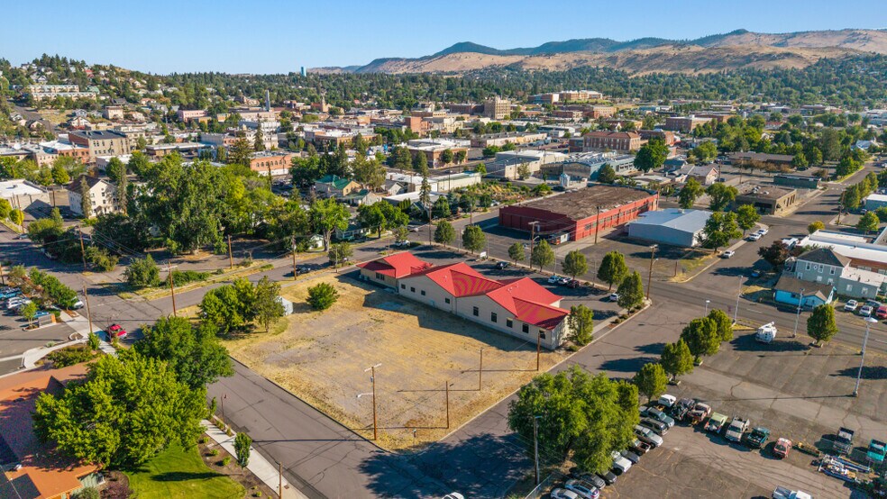 More Photos Of 422 S 5th St, Klamath Falls Office For Sale