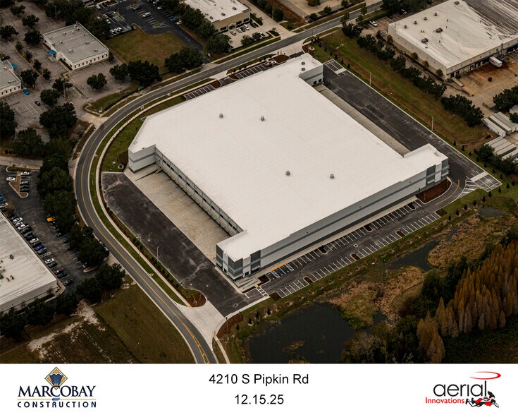 More Photos Of 4210 S Pipkin Rd, Lakeland Distribution For Lease
