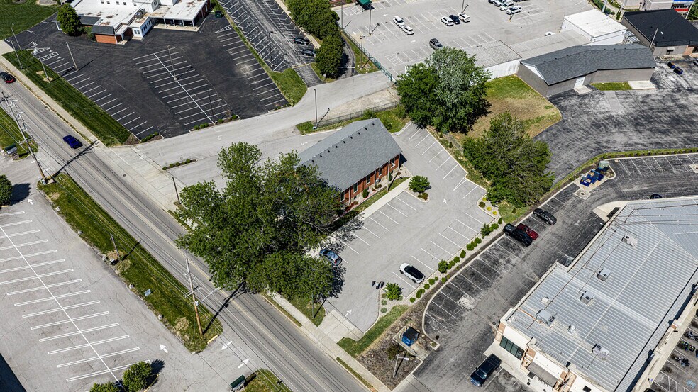 More Photos Of 824 Lehman Ave, Bowling Green Religious Facility For Sale