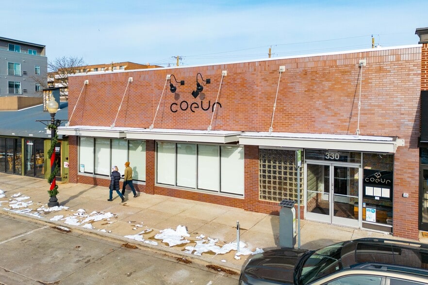 Primary Photo Of 330 W 9 Mile Rd, Ferndale General Retail For Lease