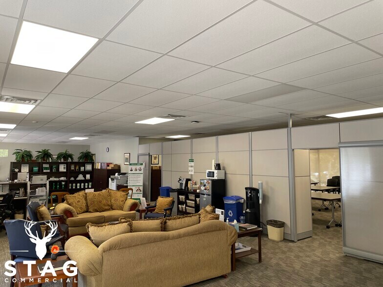 More Photos Of 1716 Scripture St, Denton Office Residential For Lease