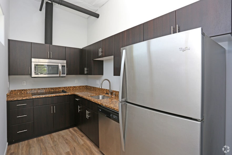 More Photos Of 1759 Fulton St, Fresno Apartments For Sale