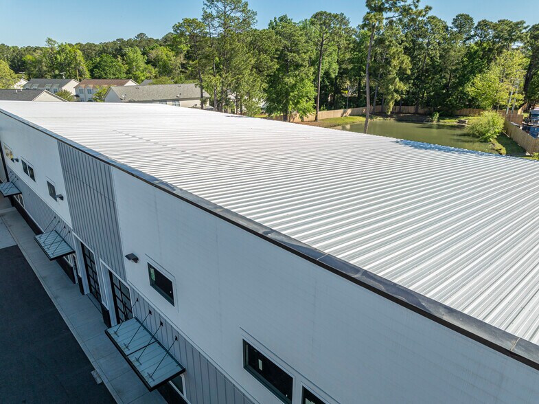 More Photos Of 8120 Windsor Hill Blvd, North Charleston Light Distribution For Sale