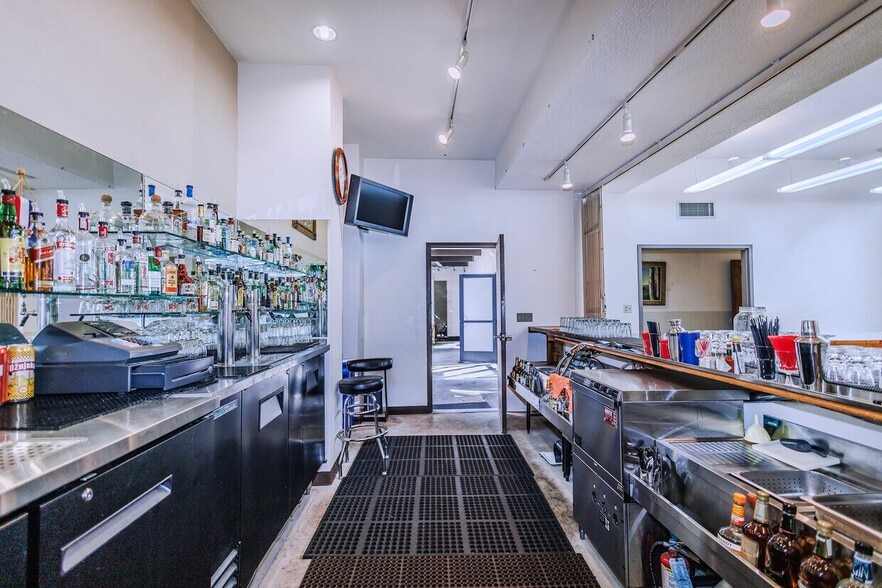 More Photos Of 60 Onandaga Ave, San Francisco Lodge Meeting Hall For Sale