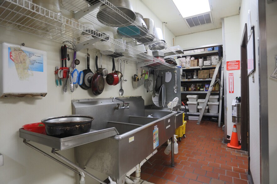 More Photos Of 801 W Broad St, Richmond Restaurant For Sale