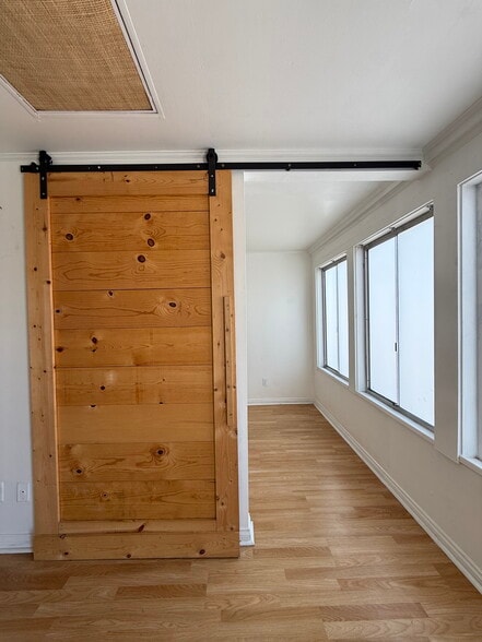 More Photos Of 1845 Redondo Ave, Signal Hill Unknown For Lease