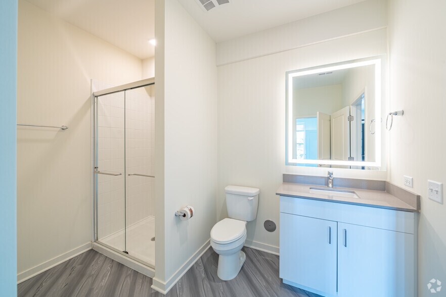 More Photos Of 122 E Northwest Hwy, Mount Prospect Apartments For Lease