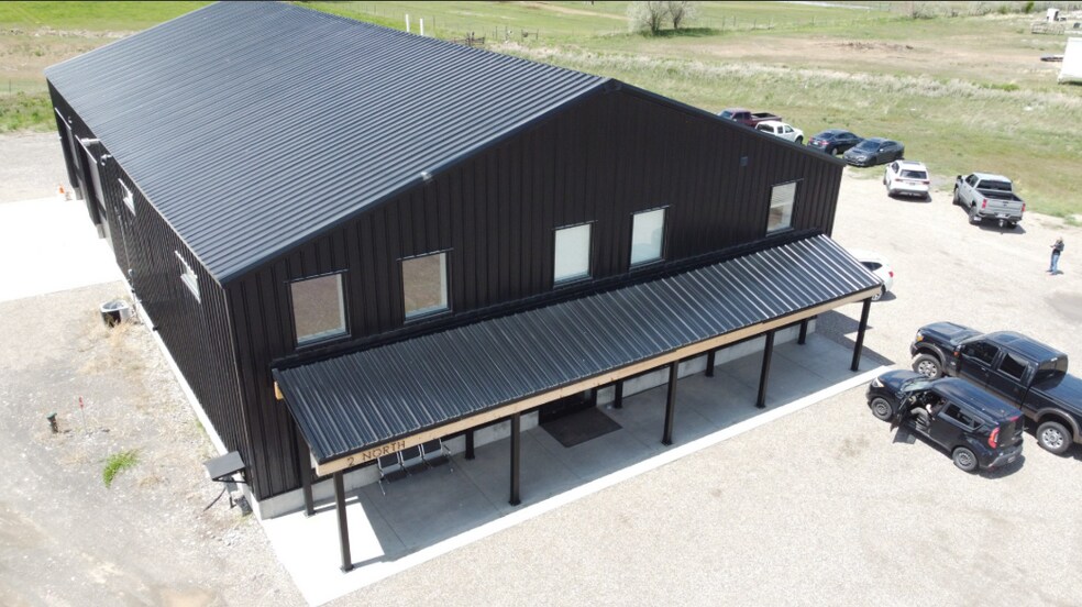 More Photos Of 2 N 580 W, Blackfoot Light Manufacturing For Sale