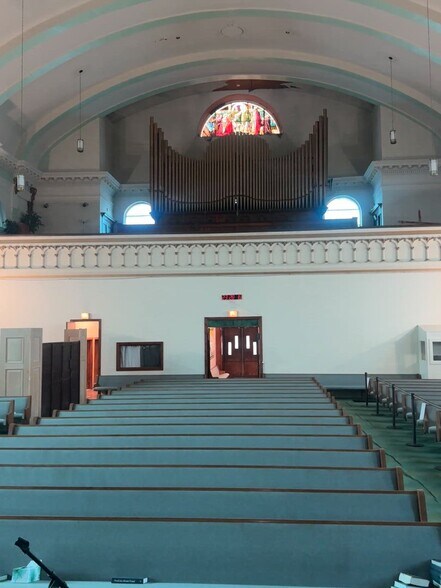 More Photos Of 5001 S Hermitage Ave, Chicago Religious Facility For Sale