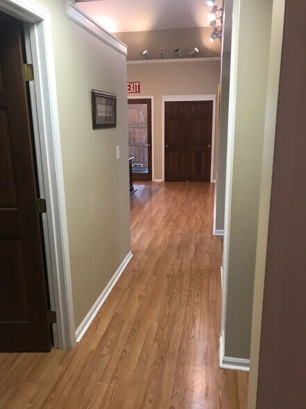 More Photos Of 4920 Reed Rd, Columbus Loft Creative Space For Lease