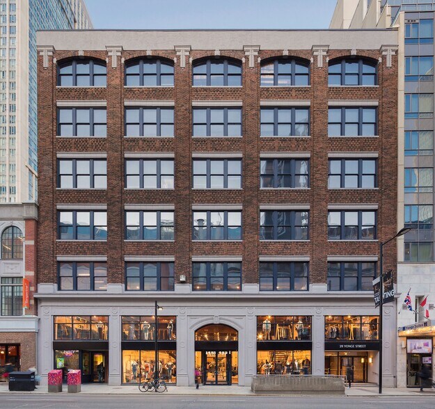 More Photos Of 211 Yonge Street, Toronto Office For Lease