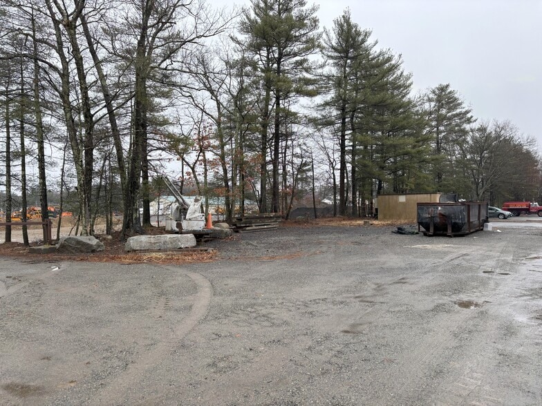 Primary Photo Of 934 Salem St, Groveland Industrial For Lease