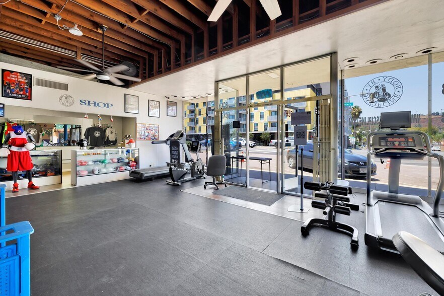 More Photos Of 7955-7959 Broadway, Lemon Grove Storefront For Sale