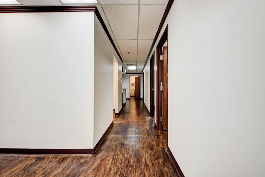 More Photos Of 3727 NW 63rd St, Oklahoma City Medical For Lease
