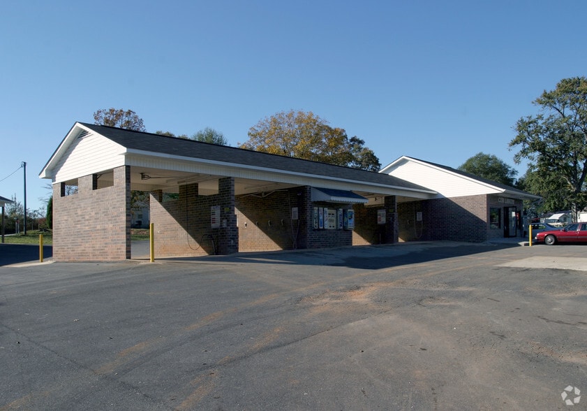 Primary Photo Of 721 W Blackstock Rd, Spartanburg Carwash For Sale