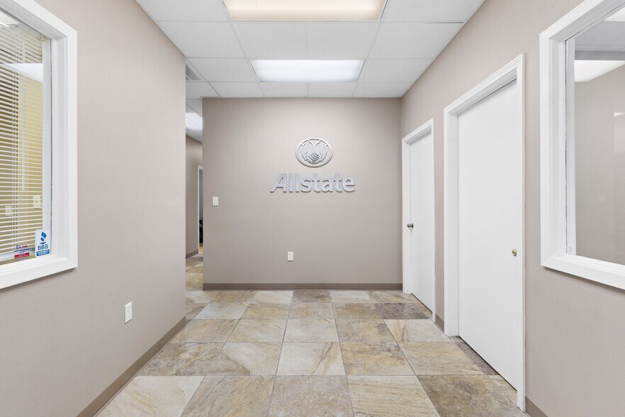 More Photos Of 2230 W Grande Blvd, Tyler Storefront Retail Office For Lease