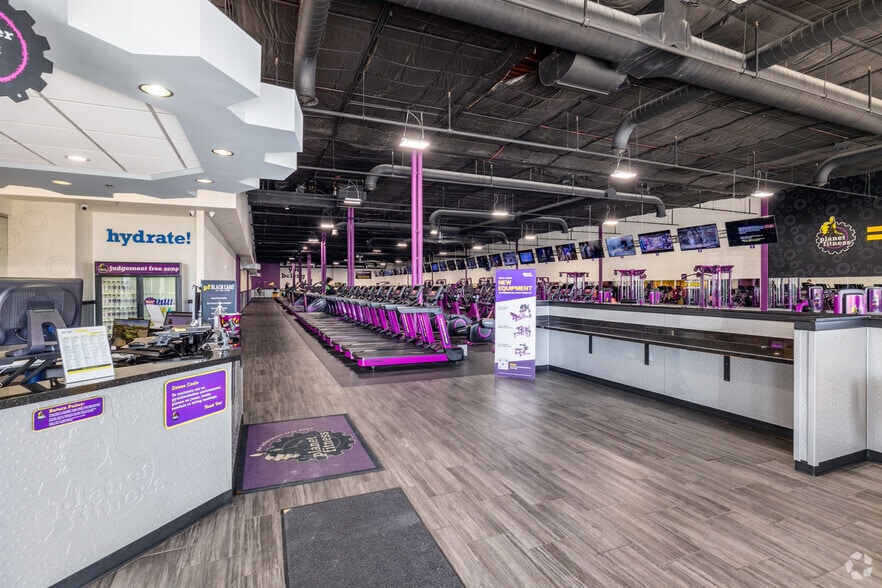 More Photos Of , Colorado Springs General Retail For Sale