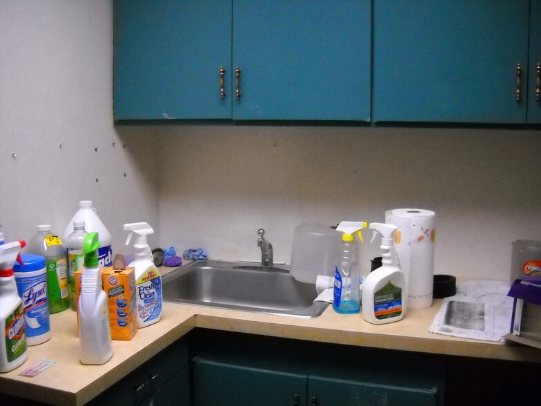 More Photos Of 6 Storrs Rd, Mansfield Center General Retail For Sale