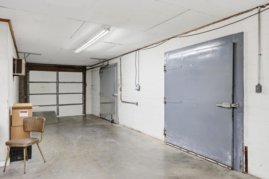 More Photos Of 2154 Old Charleston Rd NE, Cleveland Refrigeration Cold Storage For Sale