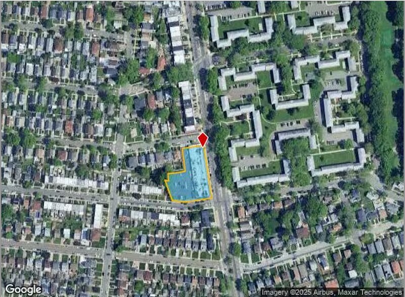 More Photos Of 2136-64 Utopia Pky, Whitestone Storefront Retail Office For Lease